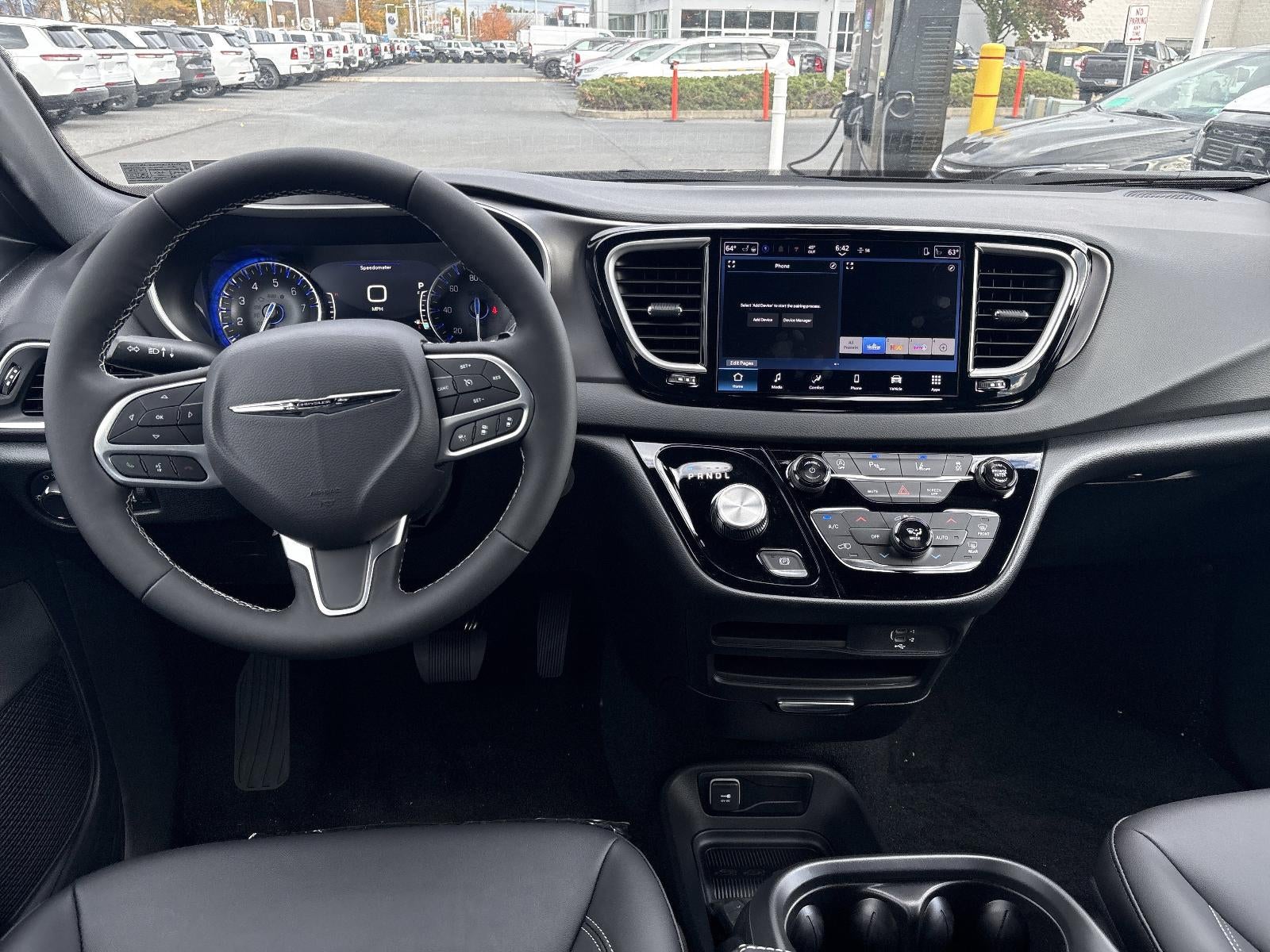 2026 Chrysler Voyager LX FWD