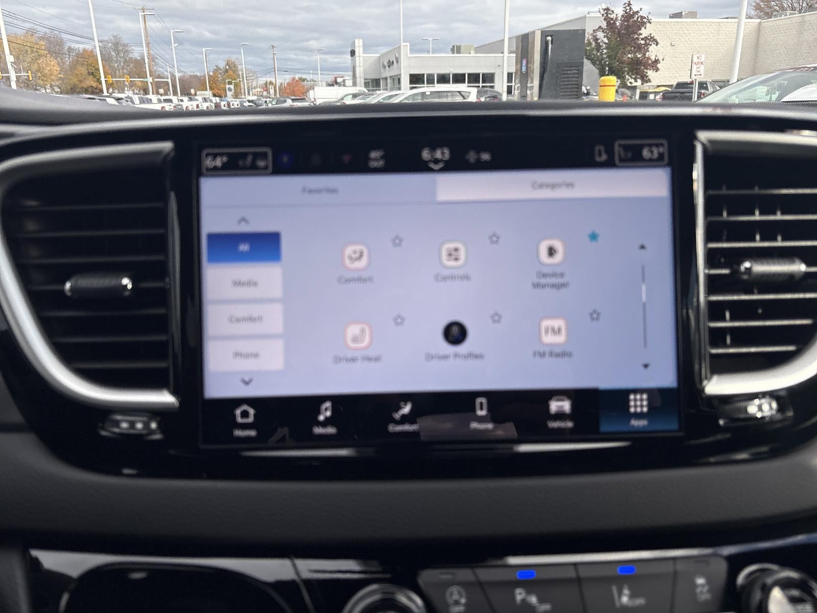 2026 Chrysler Voyager LX FWD