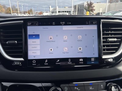 2026 Chrysler Voyager LX FWD