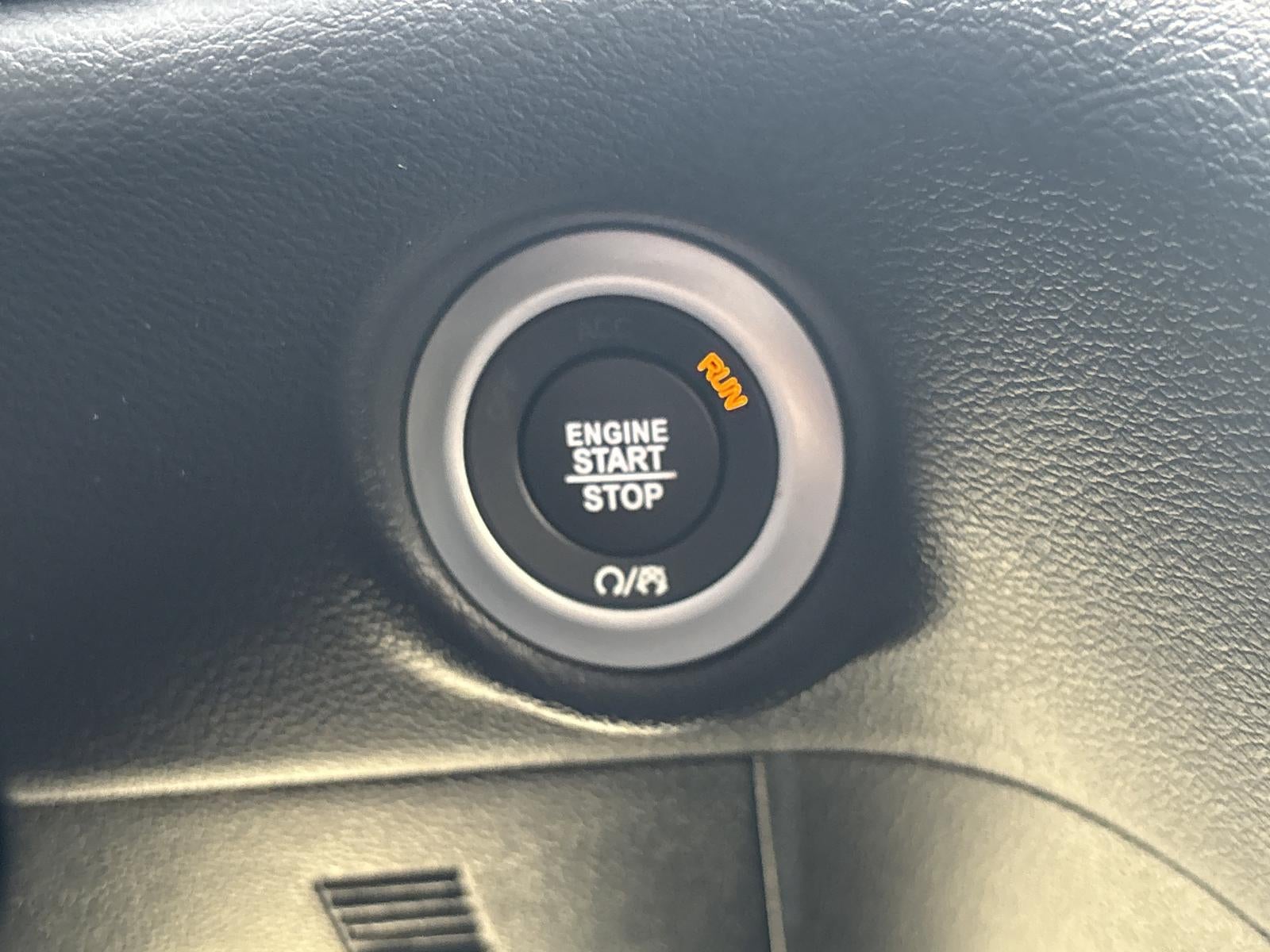 2026 Chrysler Voyager LX FWD