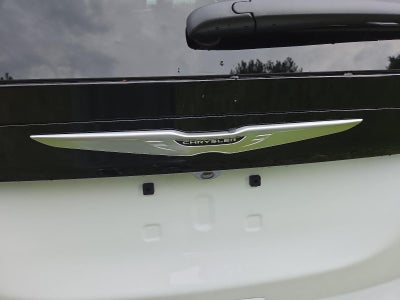 2027 Chrysler Pacifica LX FWD