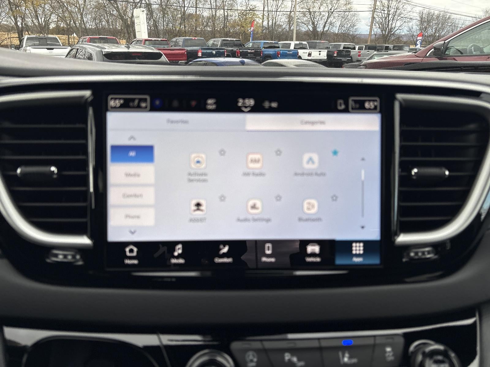 2026 Chrysler Voyager LX FWD