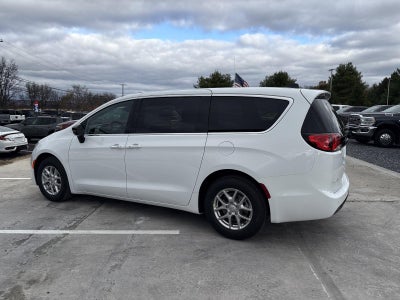 2026 Chrysler Voyager LX FWD