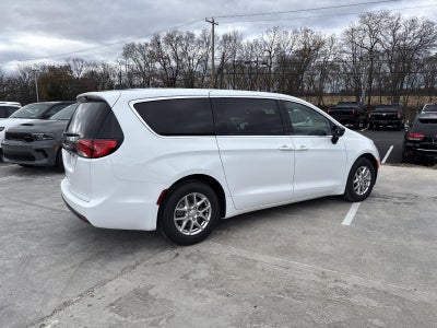 2026 Chrysler Voyager LX FWD
