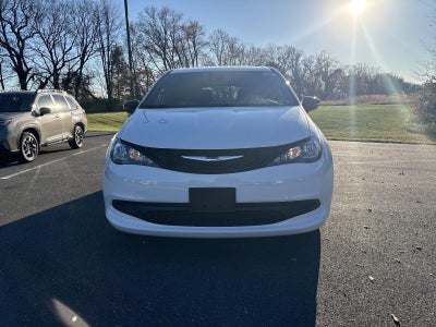 2026 Chrysler Voyager LX FWD