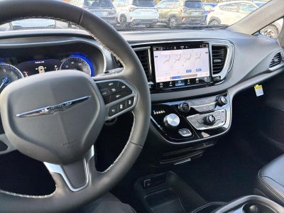 2026 Chrysler Voyager LX FWD