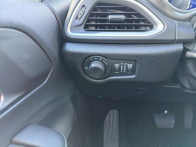 2026 Chrysler Voyager LX FWD