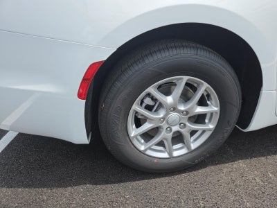 2027 Chrysler Pacifica LX FWD