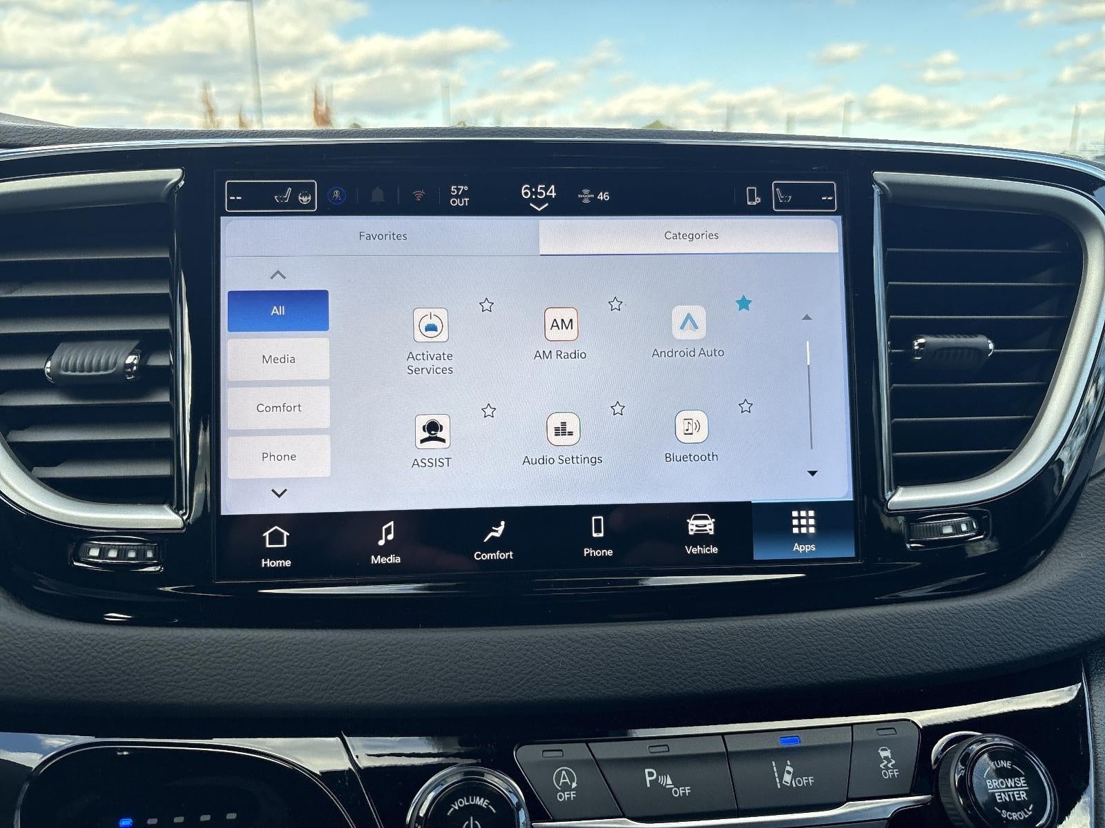 2026 Chrysler Voyager LX FWD