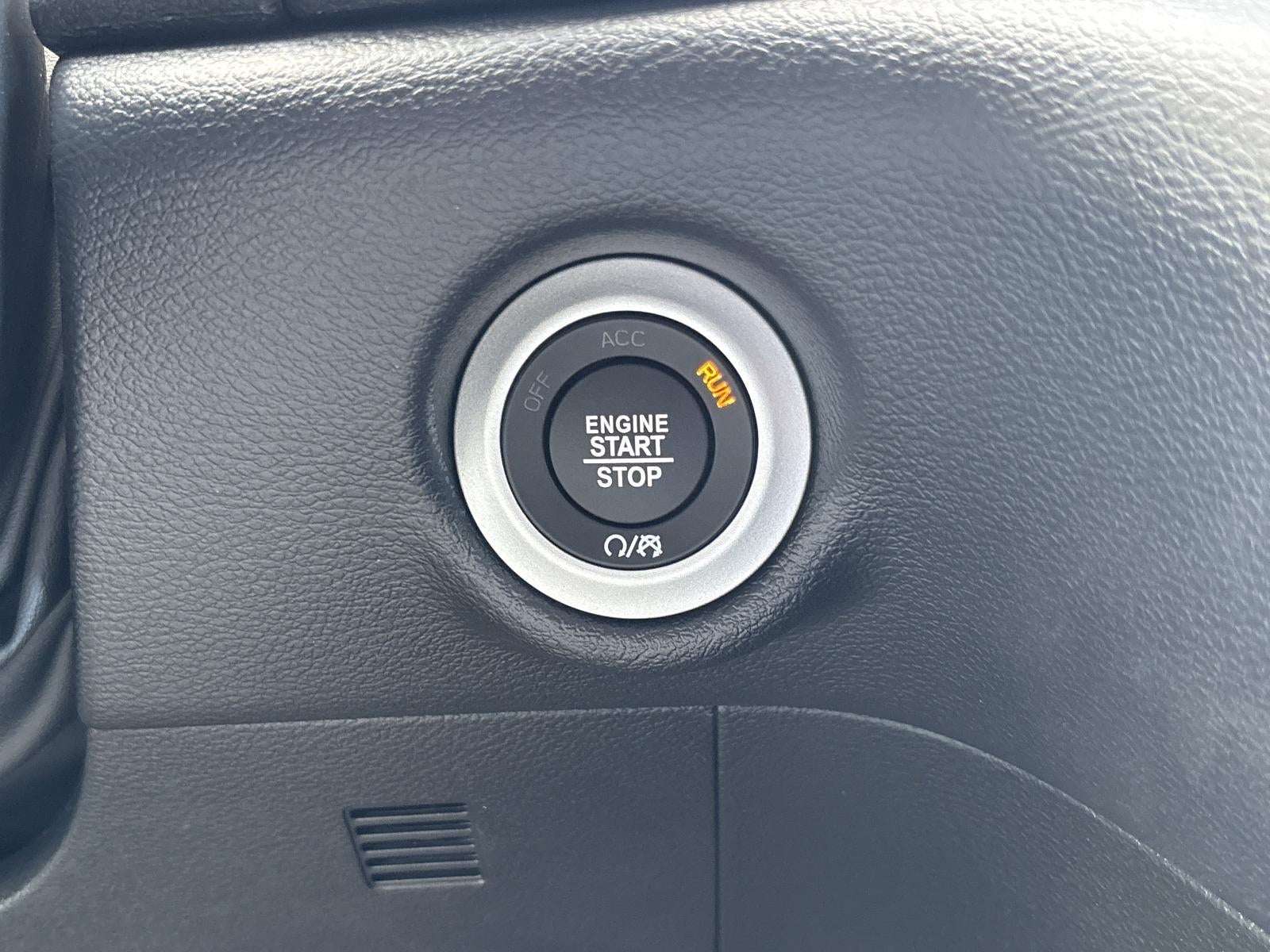 2026 Chrysler Voyager LX FWD