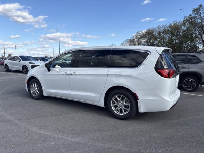 2026 Chrysler Voyager LX FWD