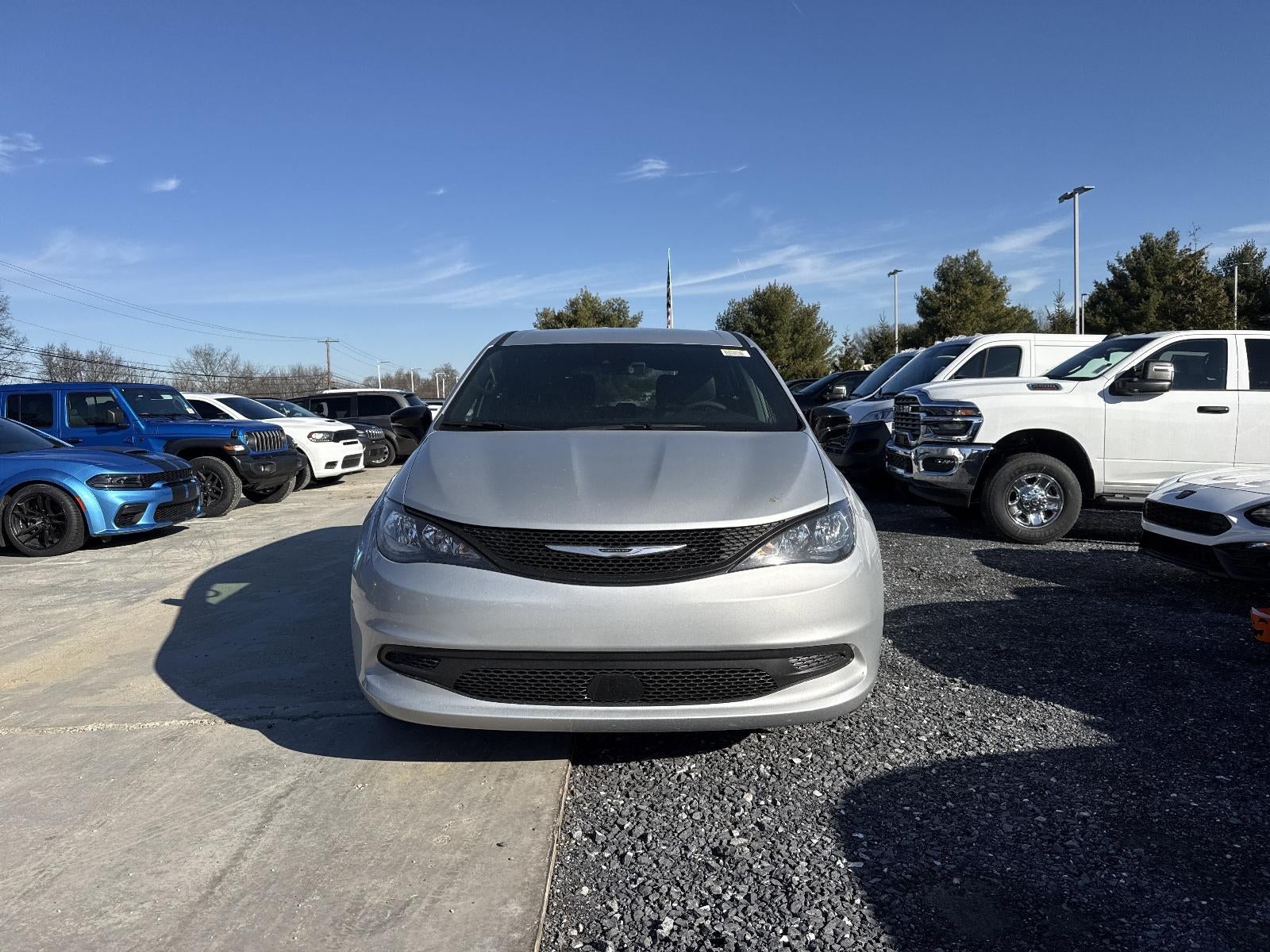 2026 Chrysler Voyager LX FWD