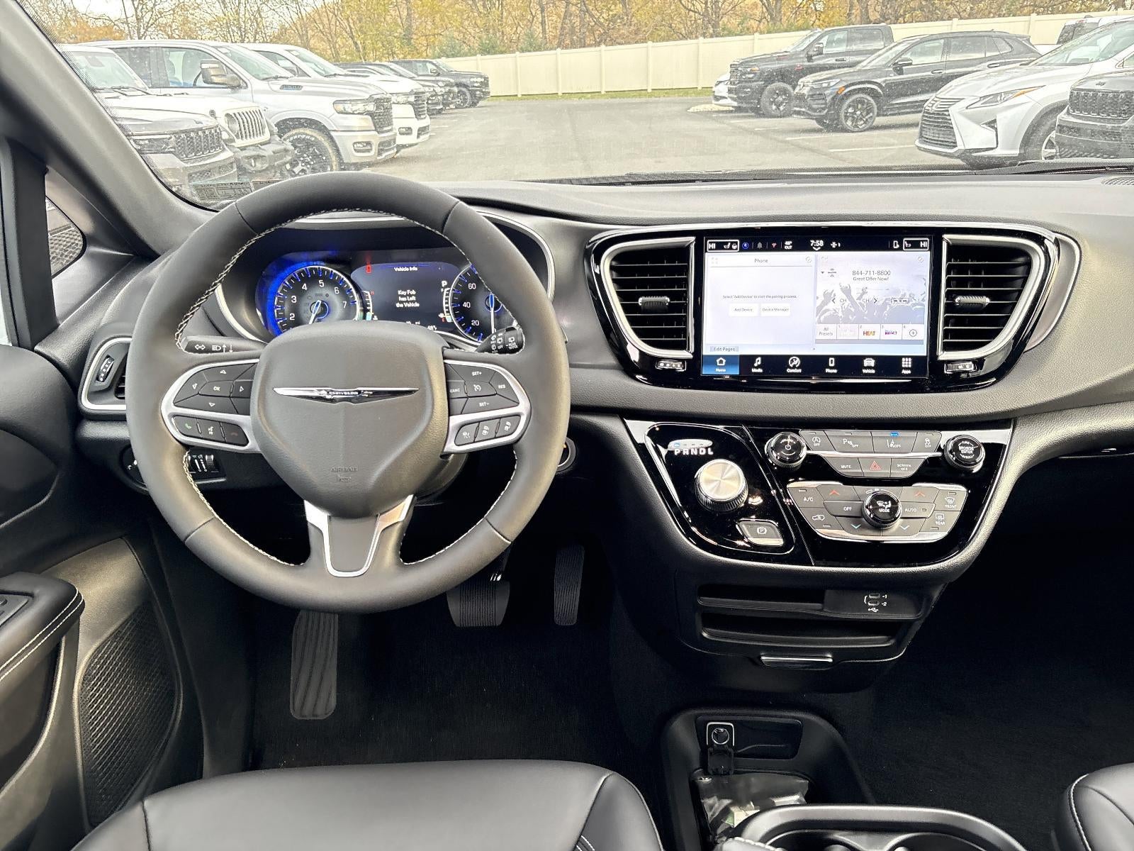 2026 Chrysler Voyager LX FWD