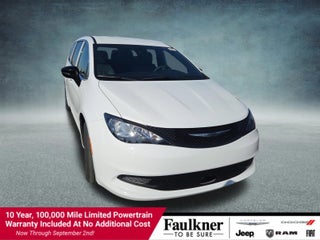 2026 Chrysler Voyager LX FWD