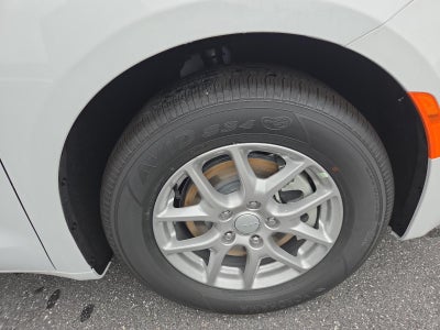 2027 Chrysler Pacifica LX FWD