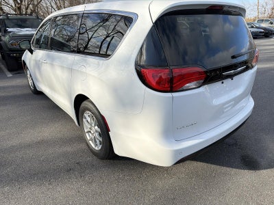 2026 Chrysler Voyager LX FWD