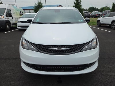 2027 Chrysler Pacifica LX FWD