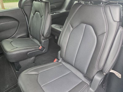 2026 Chrysler Voyager LX FWD