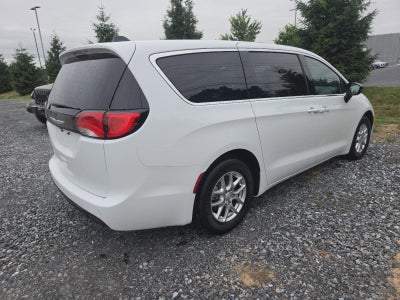 2026 Chrysler Voyager LX FWD