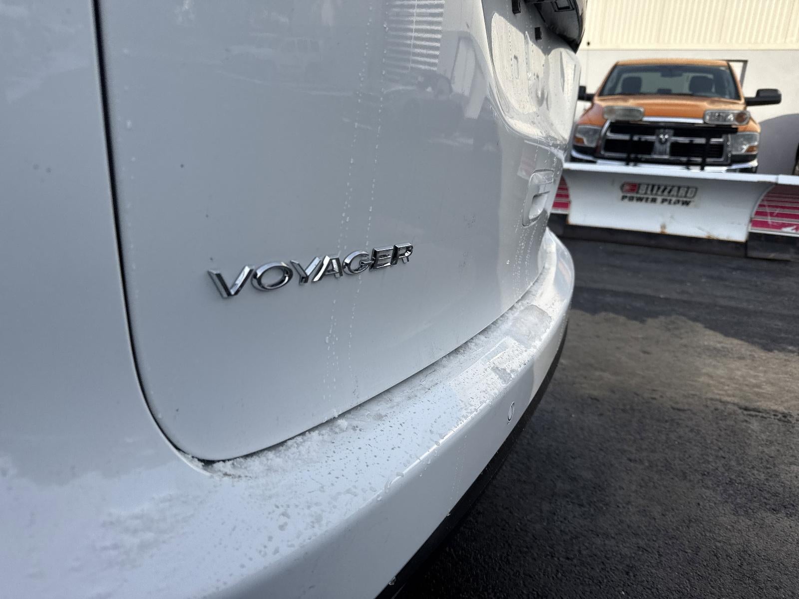 2026 Chrysler Voyager LX FWD