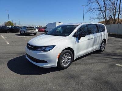 2026 Chrysler Voyager LX FWD