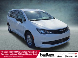 2026 Chrysler Voyager LX FWD