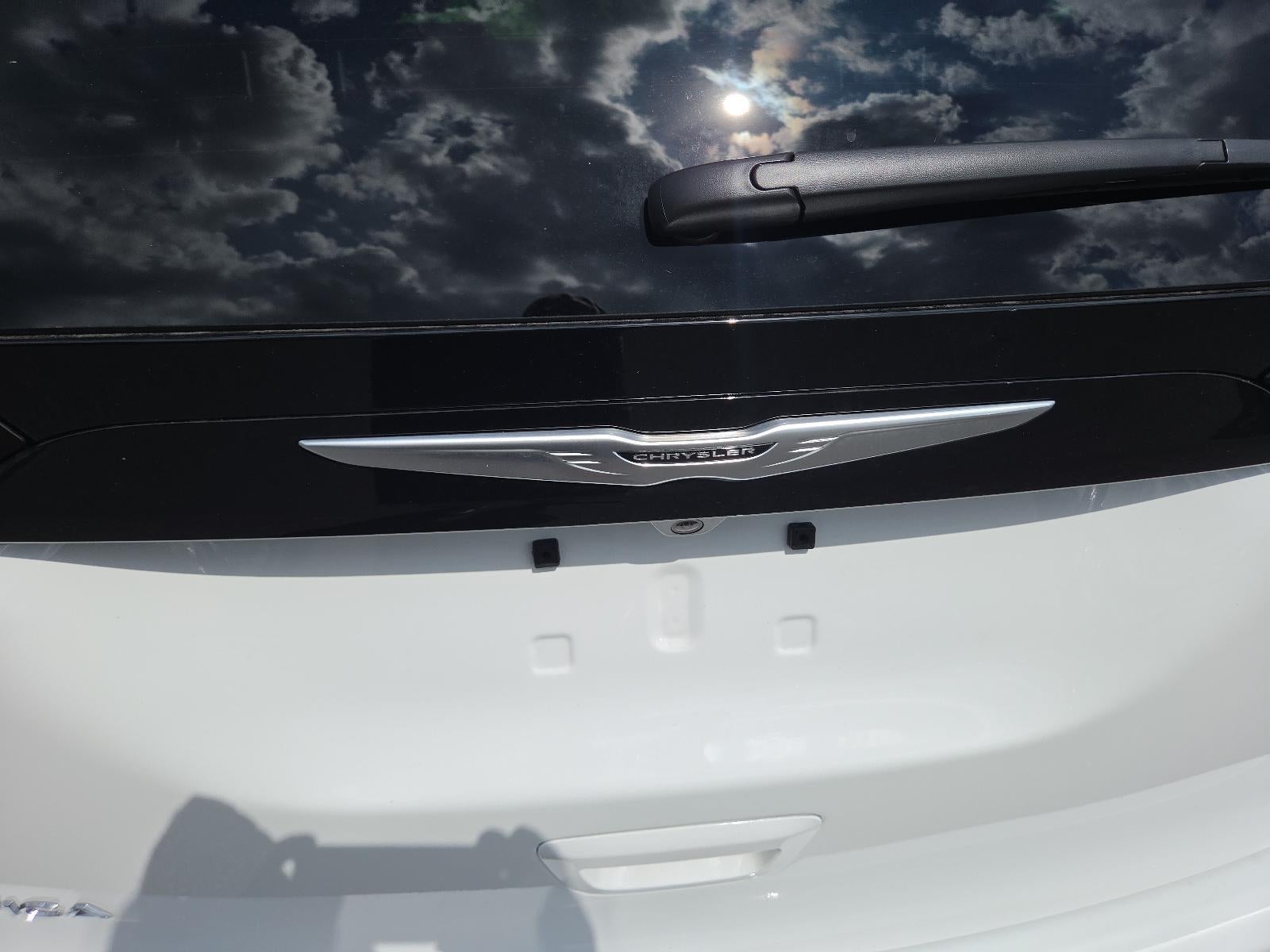 2027 Chrysler Pacifica LX FWD