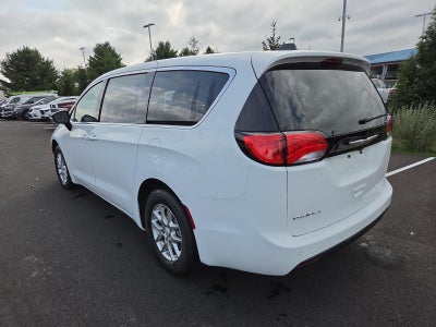 2027 Chrysler Pacifica LX FWD