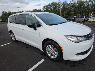 2027 Chrysler Pacifica LX FWD