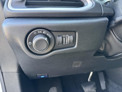 2026 Chrysler Voyager LX FWD