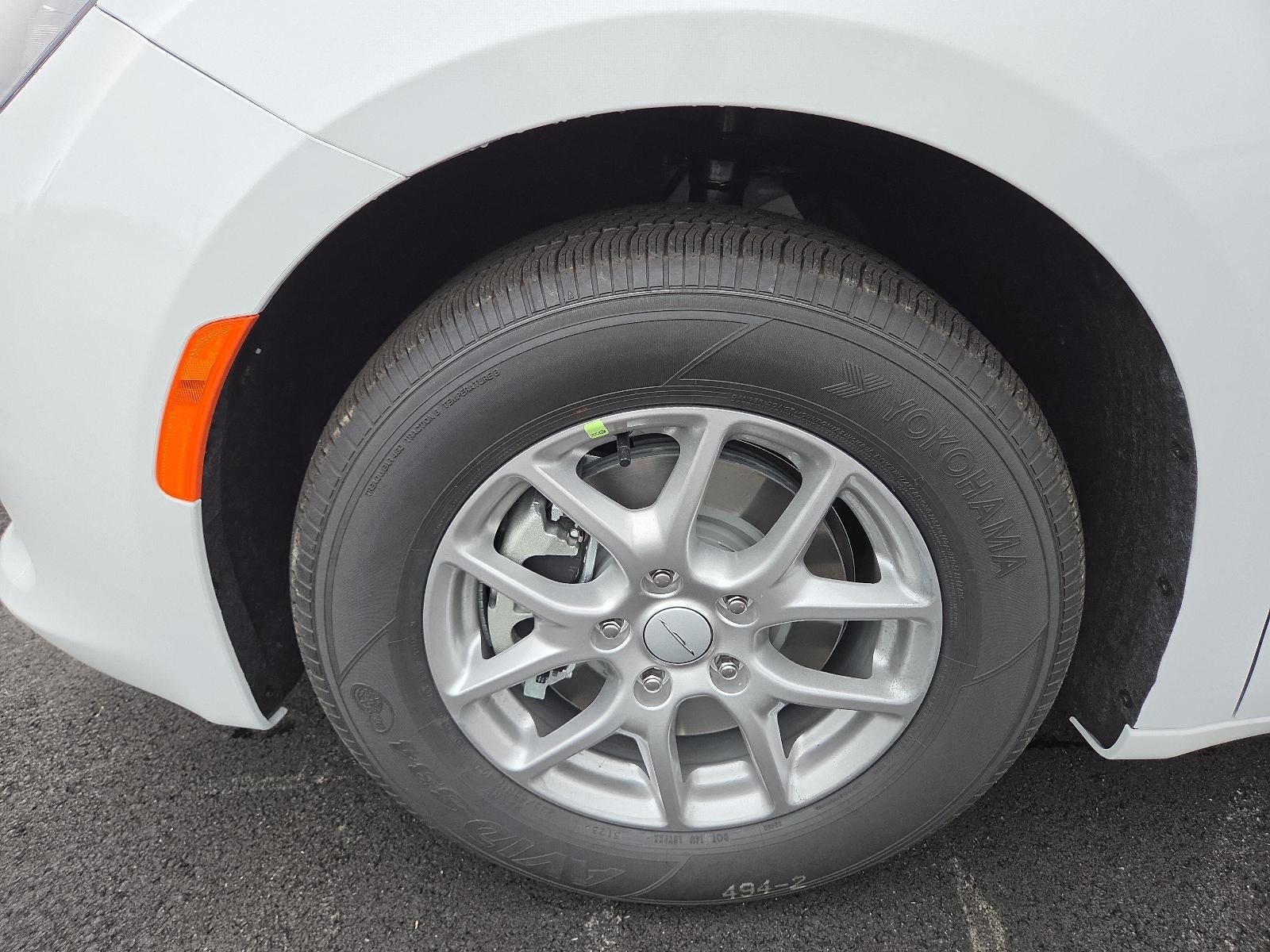 2027 Chrysler Pacifica LX FWD