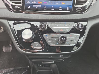 2027 Chrysler Pacifica LX FWD