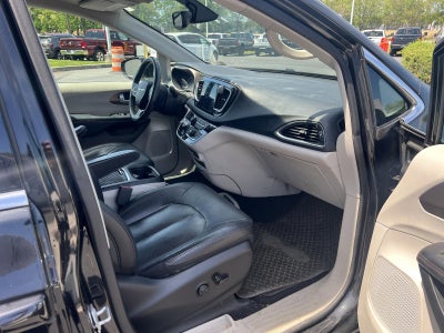 2018 Chrysler Pacifica Touring L Plus FWD