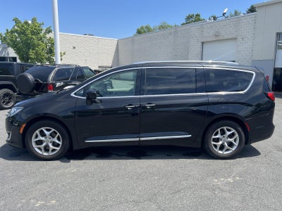 2018 Chrysler Pacifica Touring L Plus FWD