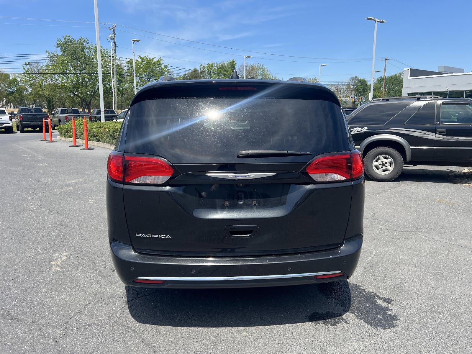 2018 Chrysler Pacifica Touring L Plus FWD