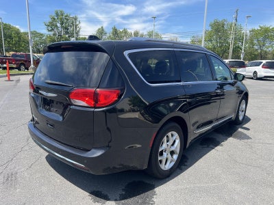 2018 Chrysler Pacifica Touring L Plus FWD