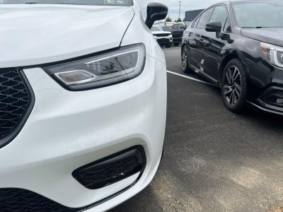 2025 Chrysler Pacifica Hybrid Premium S Appearance Pkg FWD