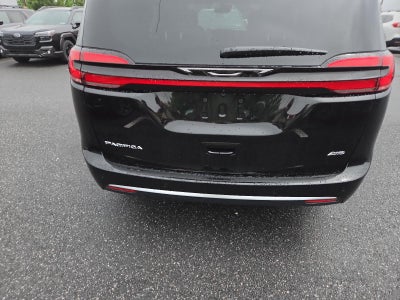 2027 Chrysler Pacifica Select AWD