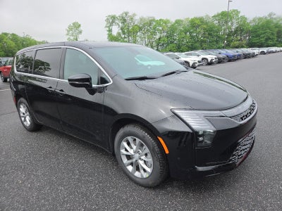 2027 Chrysler Pacifica Select AWD