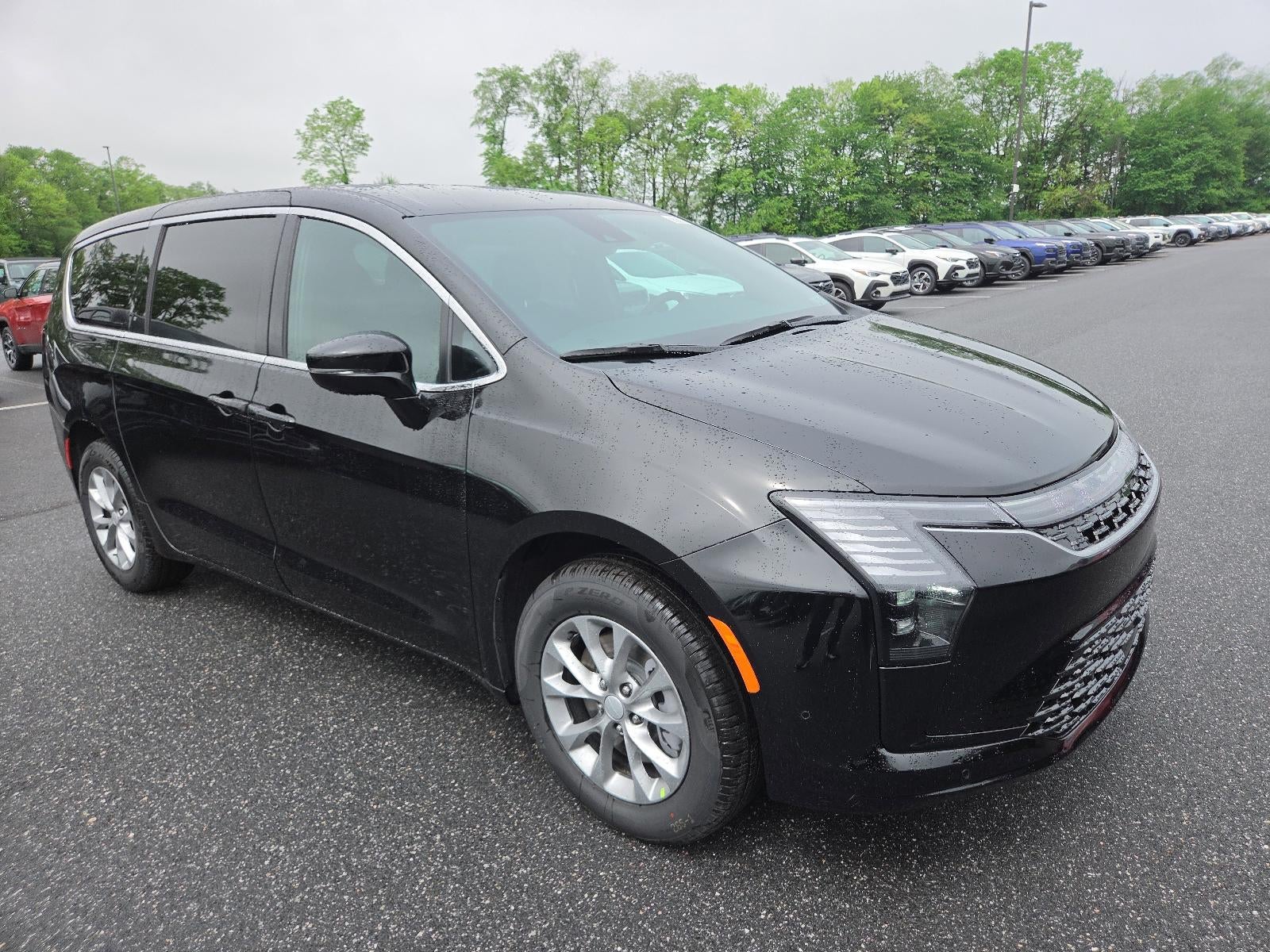 2027 Chrysler Pacifica Select AWD