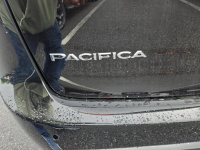 2027 Chrysler Pacifica Select AWD