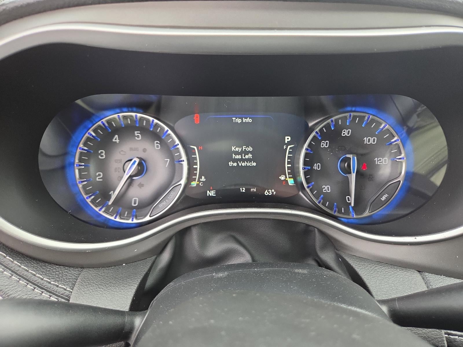 2027 Chrysler Pacifica Select AWD