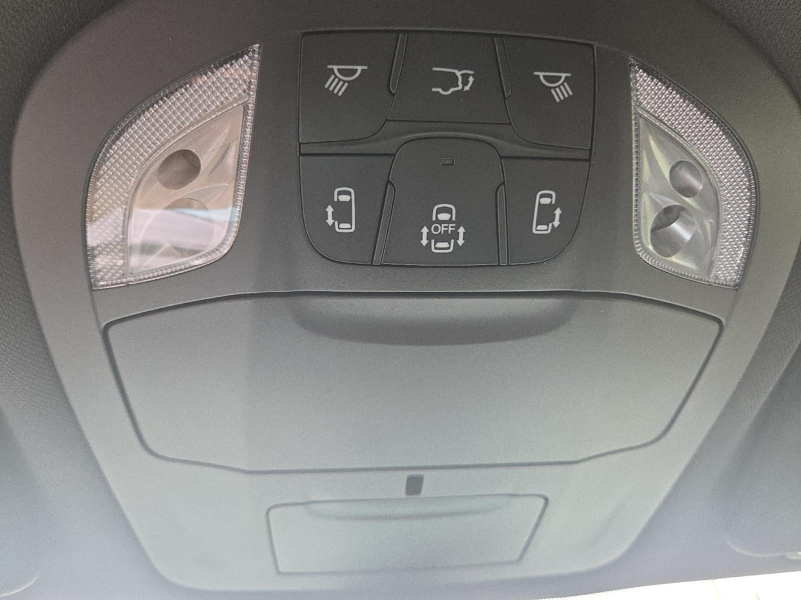 2027 Chrysler Pacifica Select AWD