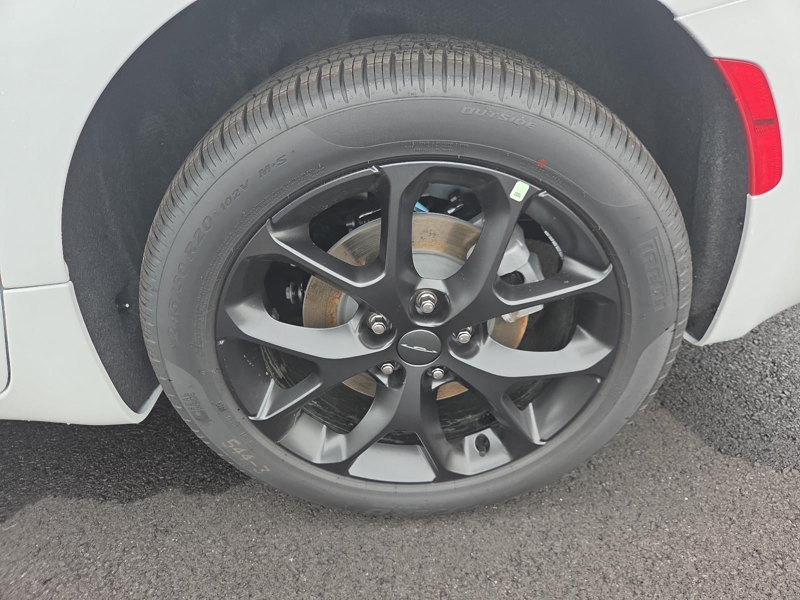 2027 Chrysler Pacifica Select AWD