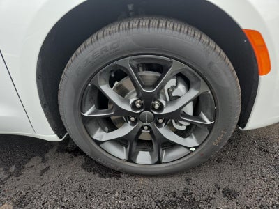 2027 Chrysler Pacifica Select AWD