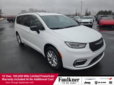2026 Chrysler Pacifica Select AWD