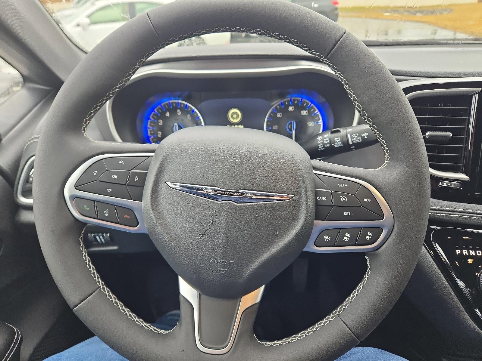 2026 Chrysler Pacifica Select AWD