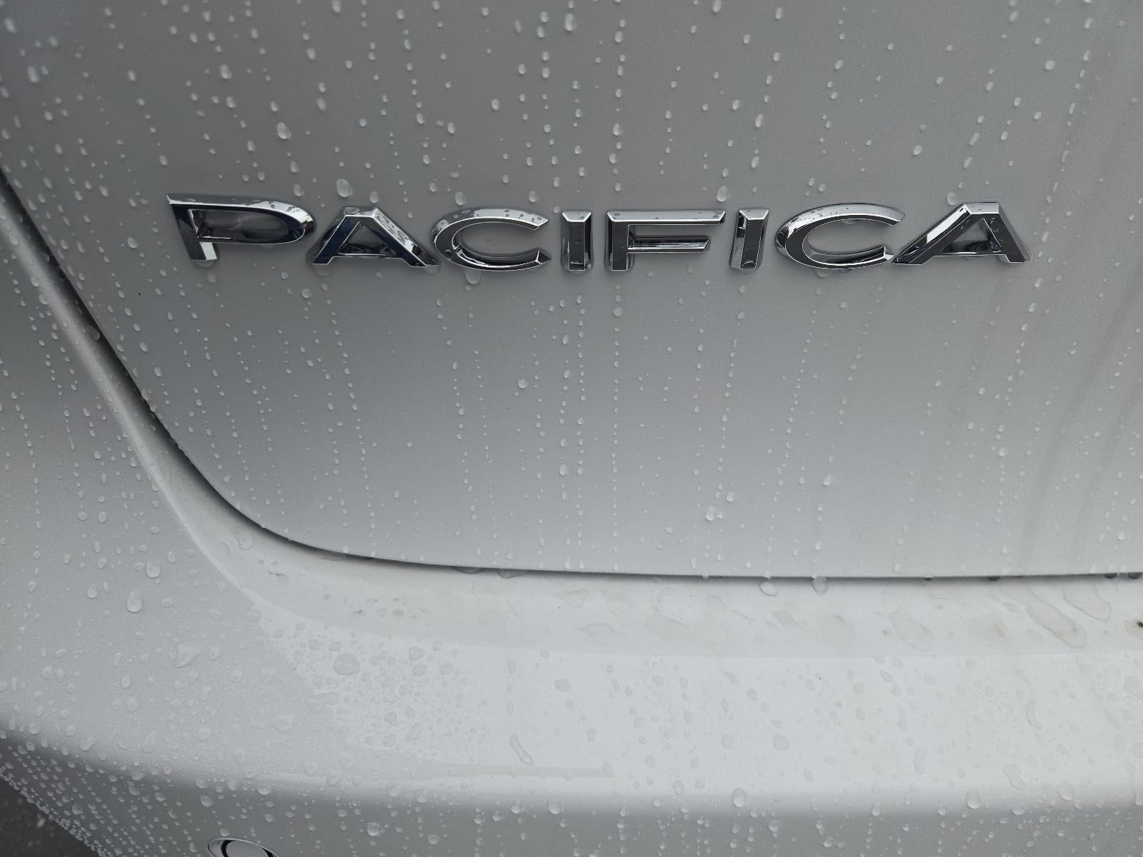 2026 Chrysler Pacifica Select AWD
