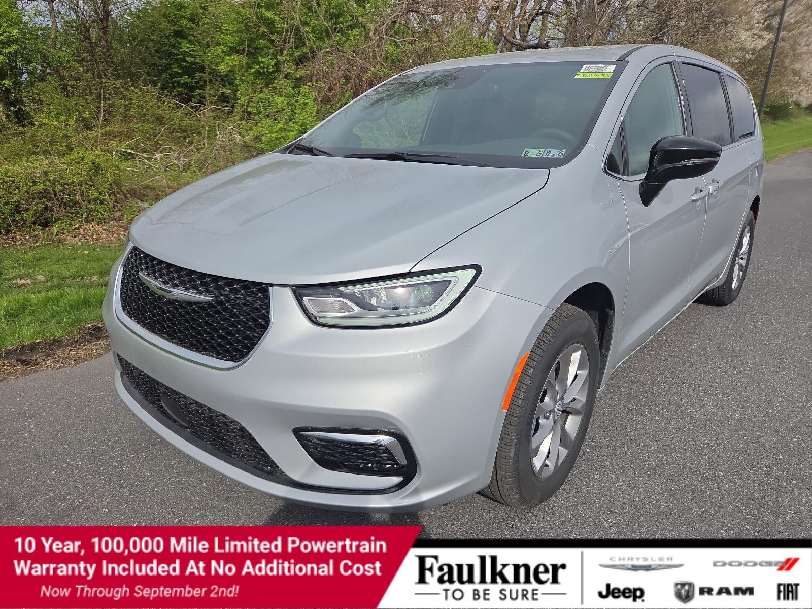 2026 Chrysler Pacifica Select AWD