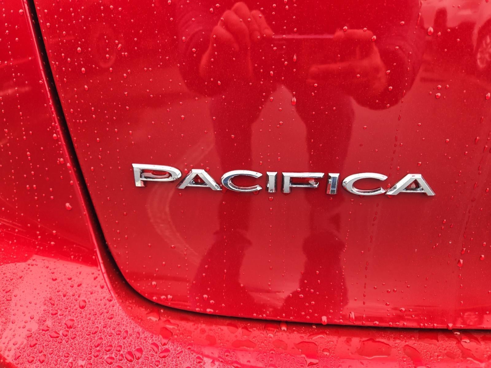 2026 Chrysler Pacifica Select AWD